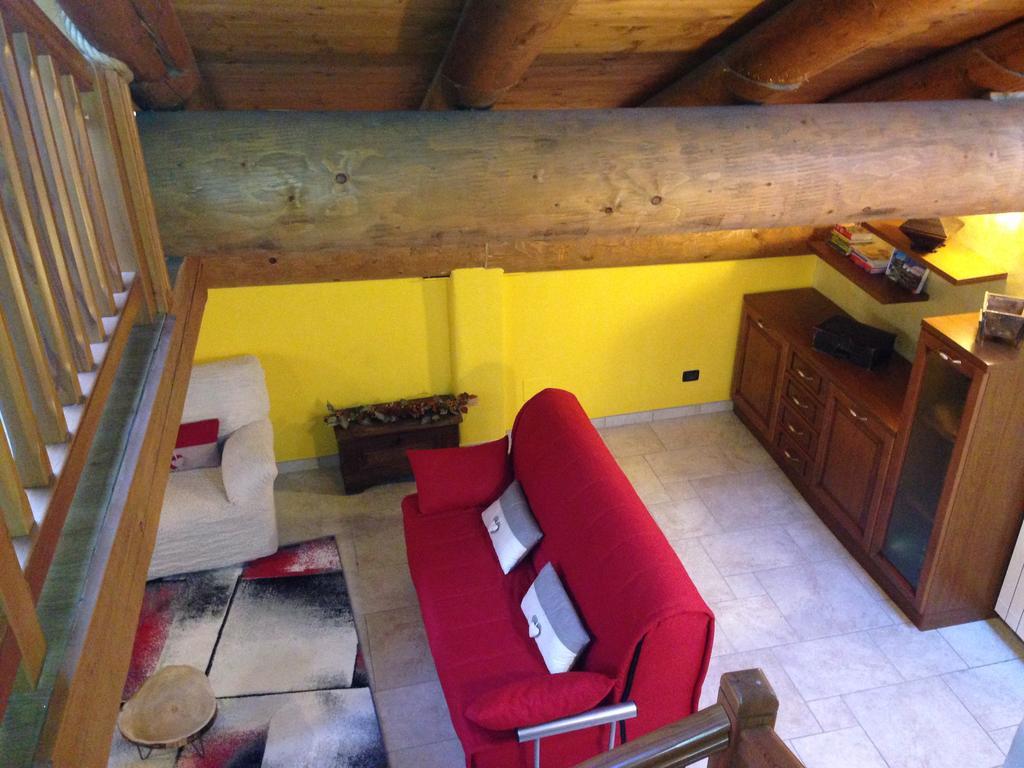 Maison Des Challant Challand Saint Victor Exterior foto